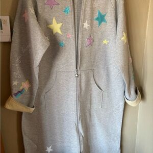 Gray Star-Patterned Zip-Up Hoodie Long robe Quacker Factory 1X